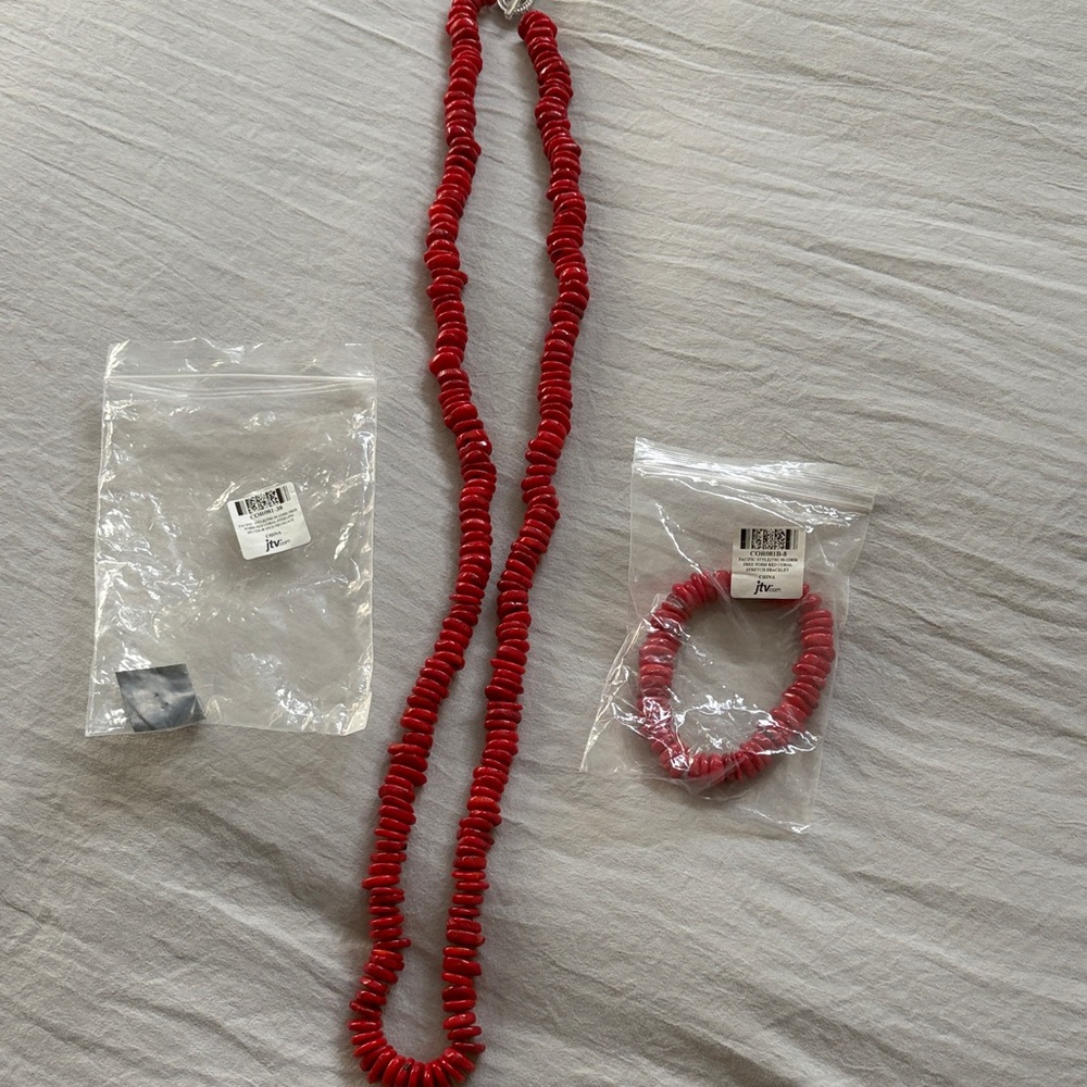 JTV Bold Red Coral Beaded Jewelry Set